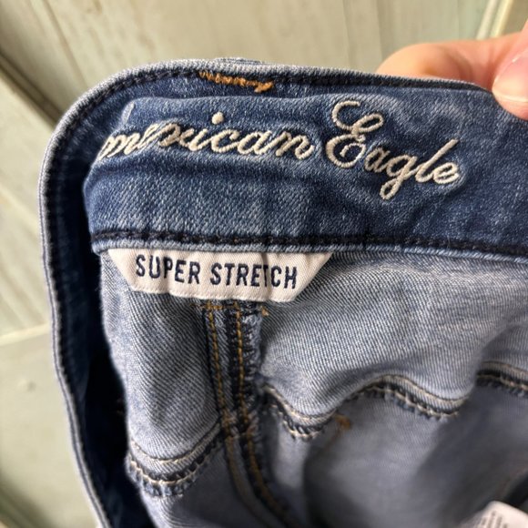 American Eagle Super Stretch Cutoff Shorts Size 6 - Picture 15 of 15